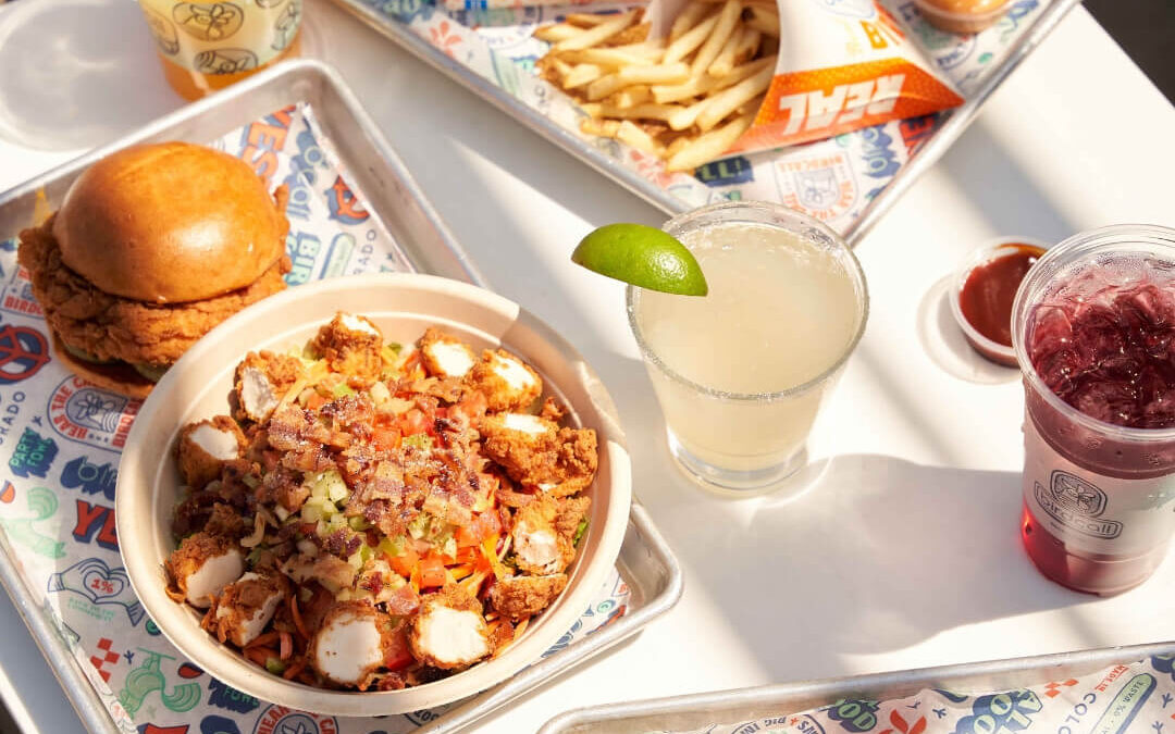 Top 5 Reasons to Invest in a Food Franchise (And Why Birdcall is the Smartest Choice for Multi-Unit Ownership)